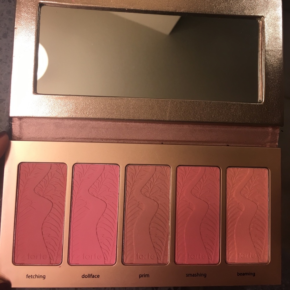 Tarte Bling it on blush palette